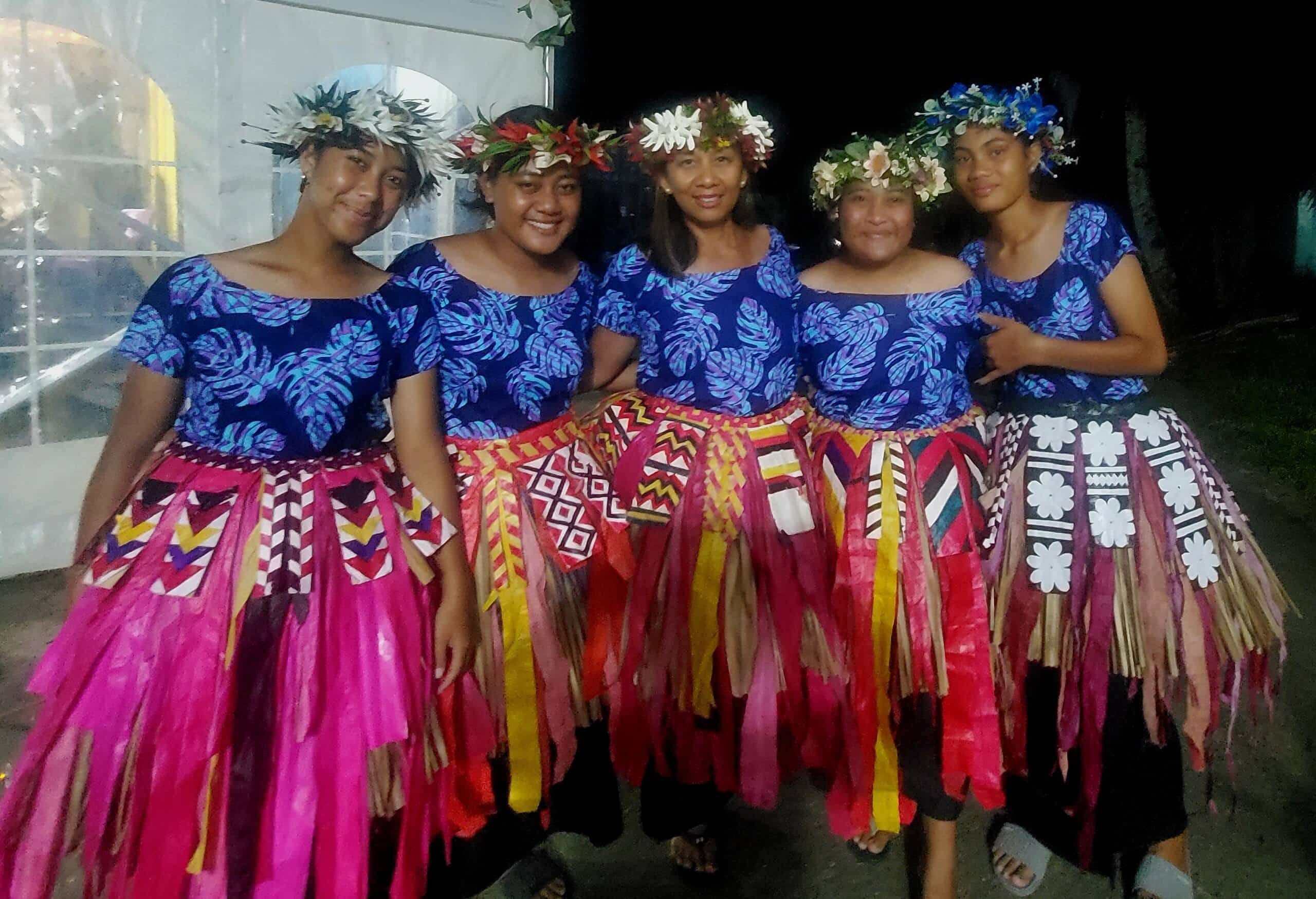 Dancing fatele in Tuvalu