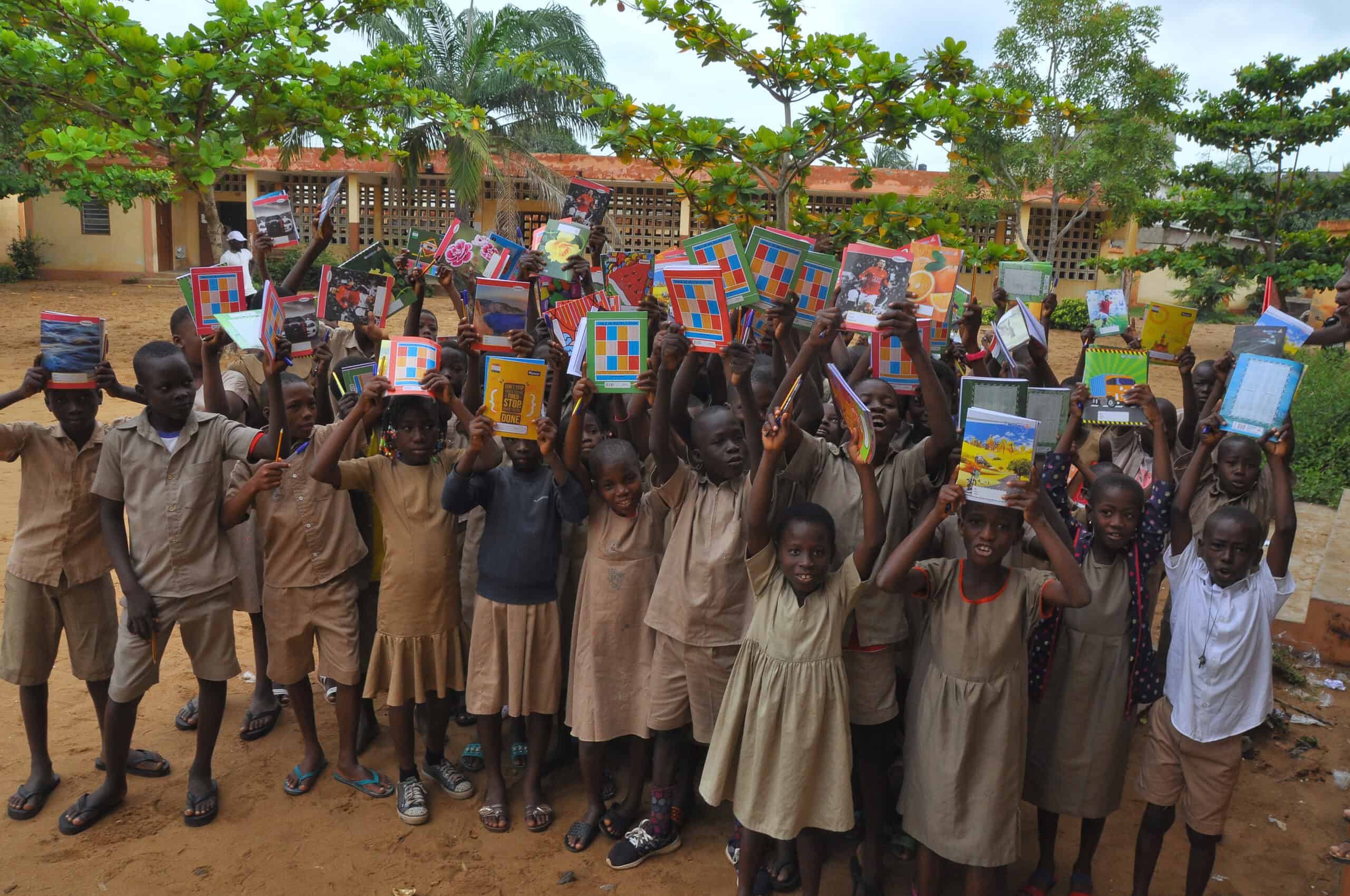 Avepozo public school kids